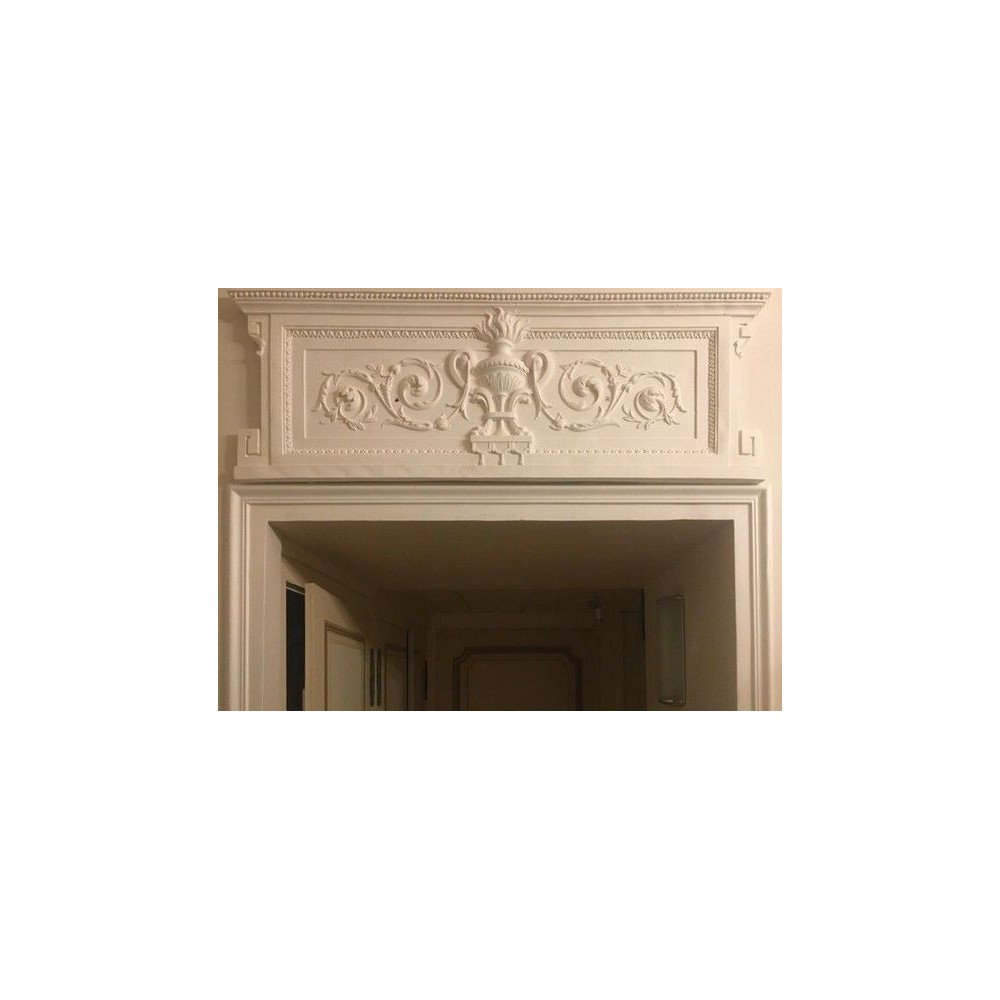 Fenêtres et Portes en Plâtre Sculpté