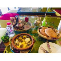 Petit Déjeuner Complet au Khliaa