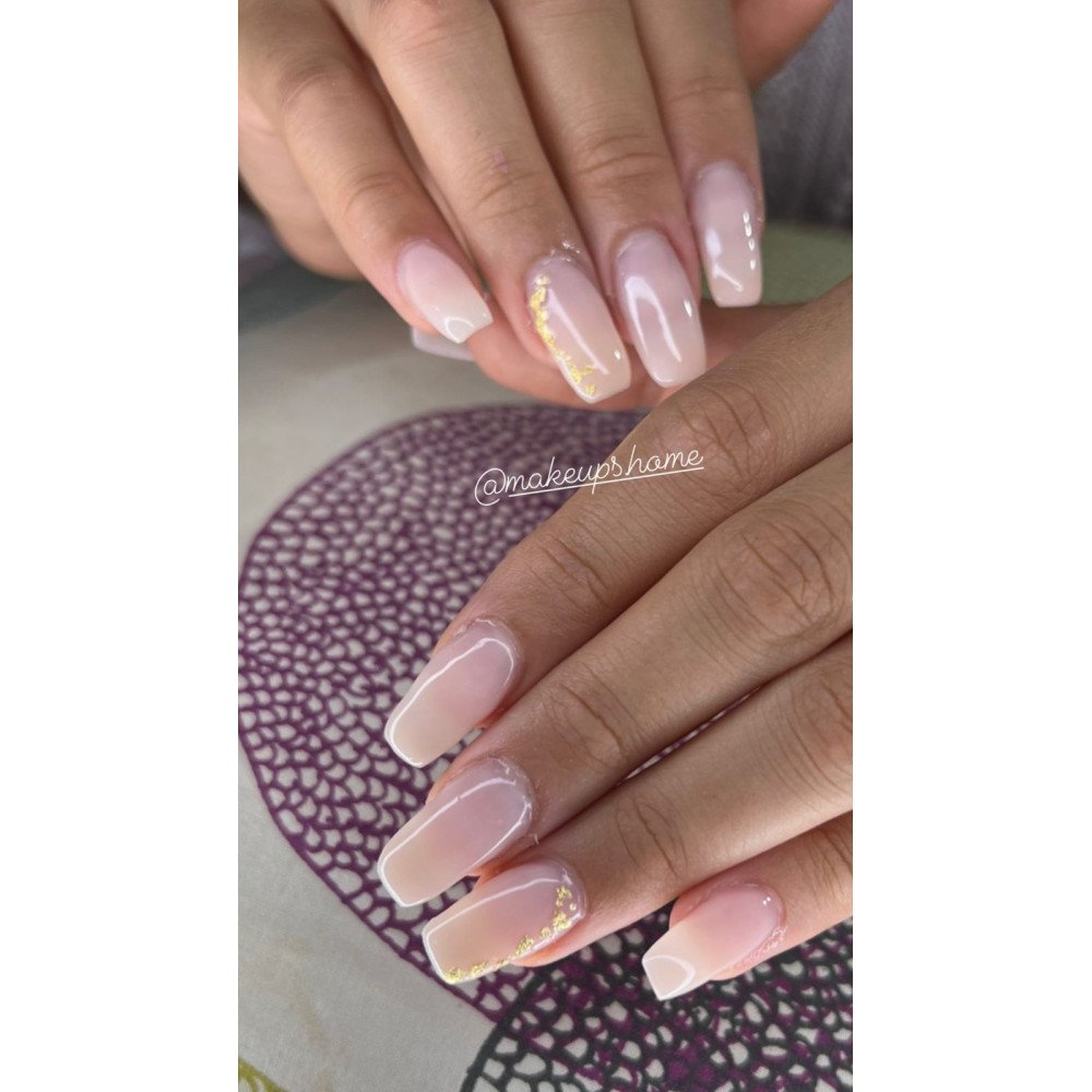 Pose gel avec vernis permanent Pose gel avec vernis permanent