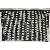 Coussin long brodé 